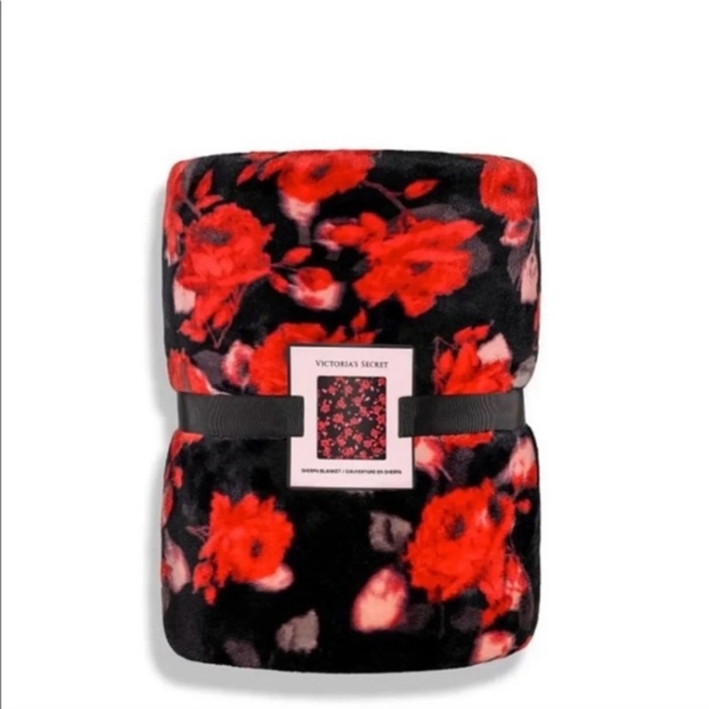 Victoria secret sherpa rose floral blanket throw